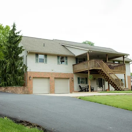 Apartment 359 - Berlin Oh - Beautiful & Spacious 2Br